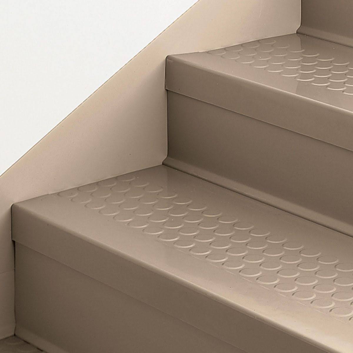 Rubber Stair Treads with Risers N6621