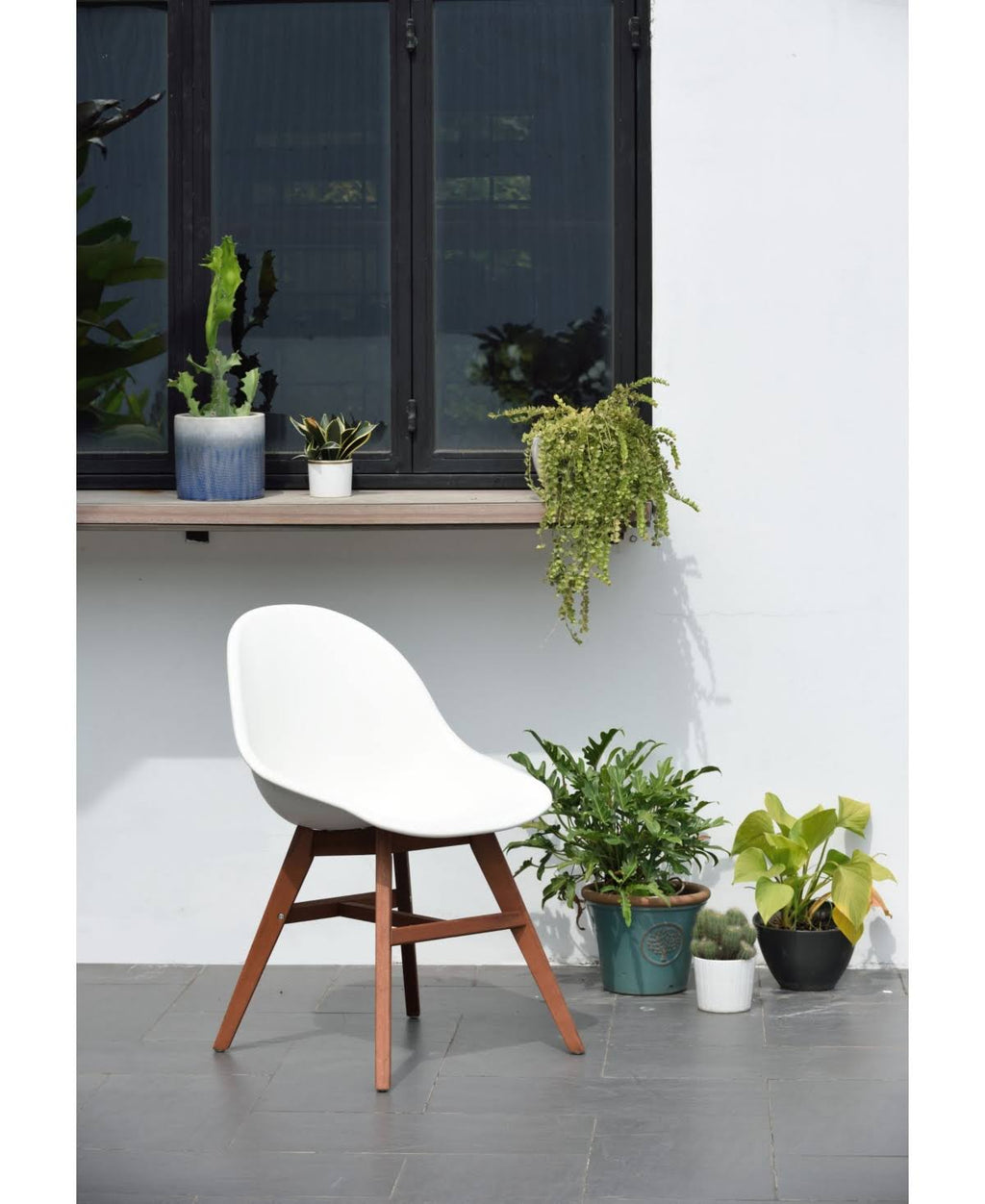Brown Patio Dining Chair Set L526332