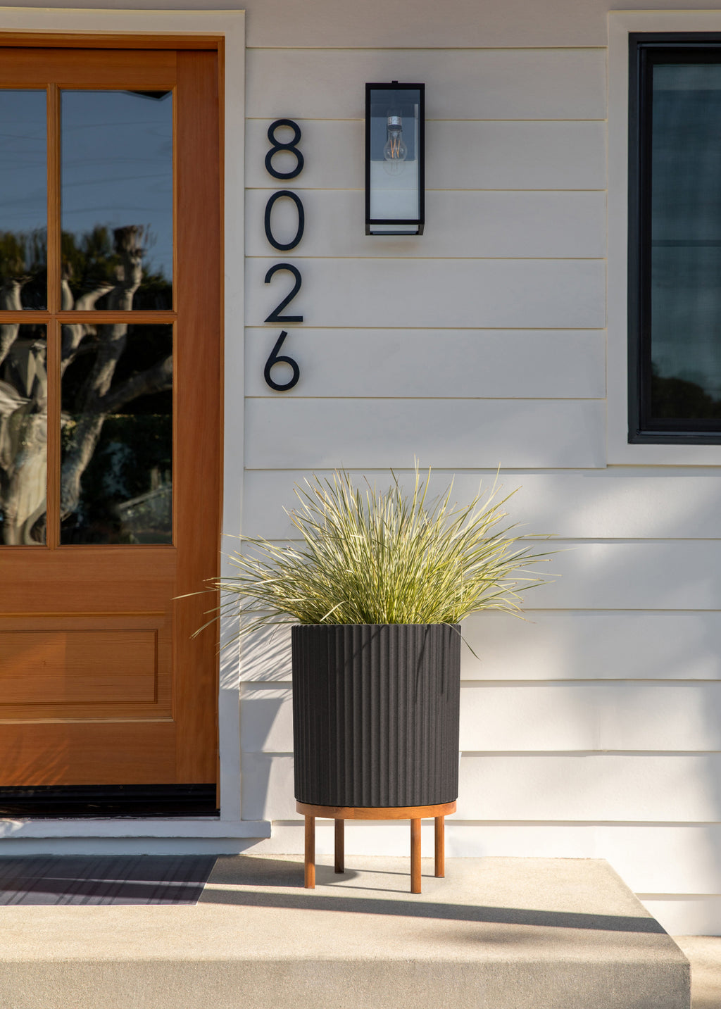 2-Pack Black/Brown Plastic-Stone Planter with Stand F38736