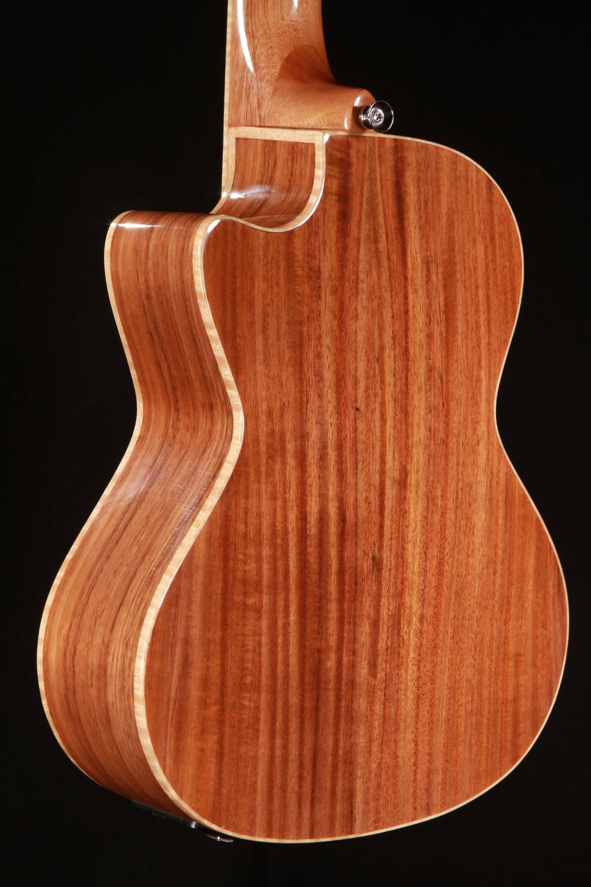 Solid Acacia Tenor Ukulele with Electronics K1068