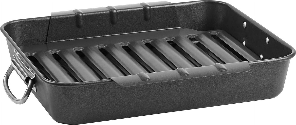 Black Airflow Roaster with Easy-Lift Rack L783669
