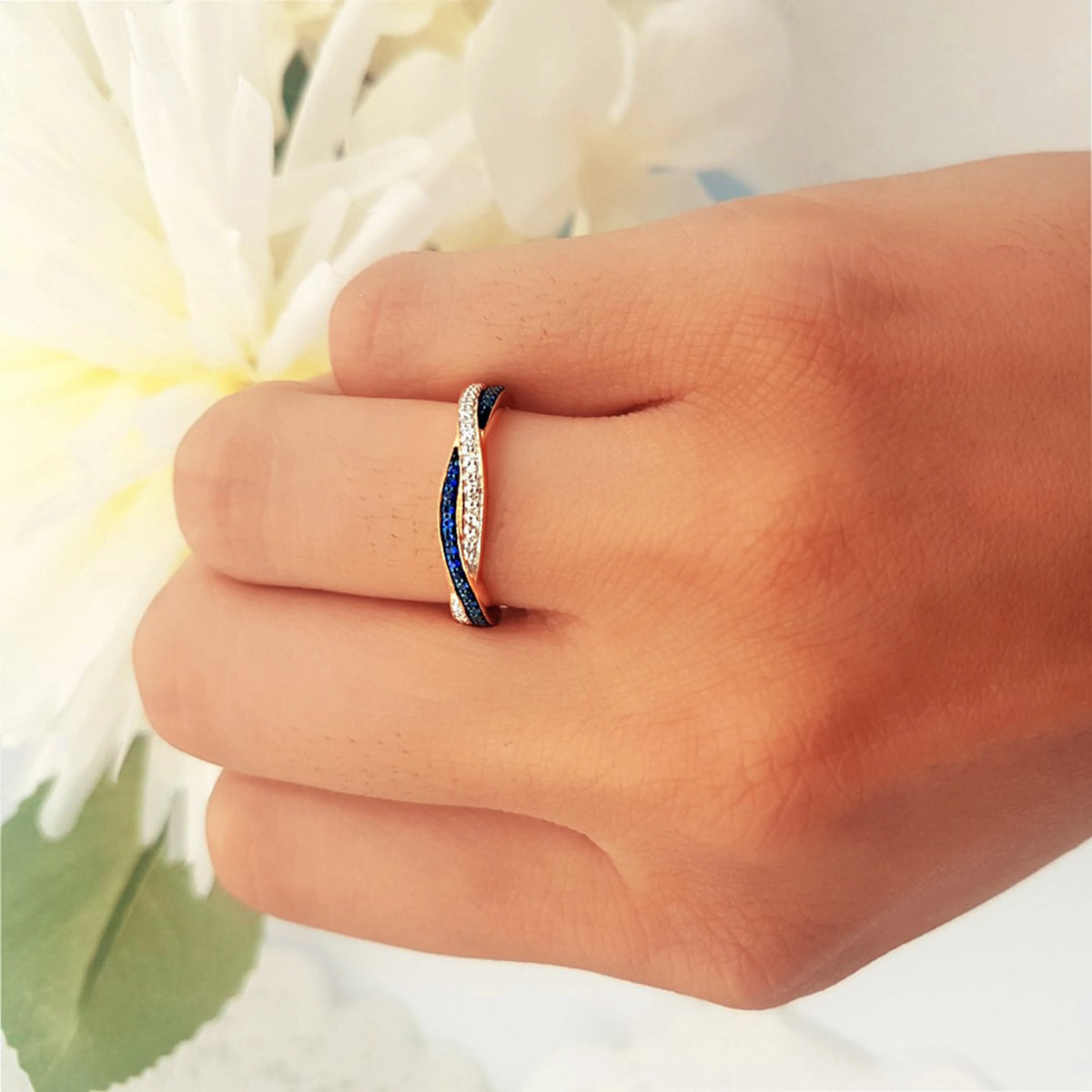10K Yellow Gold Blue Sapphire White Diamond Ring Size 7.5 J947472