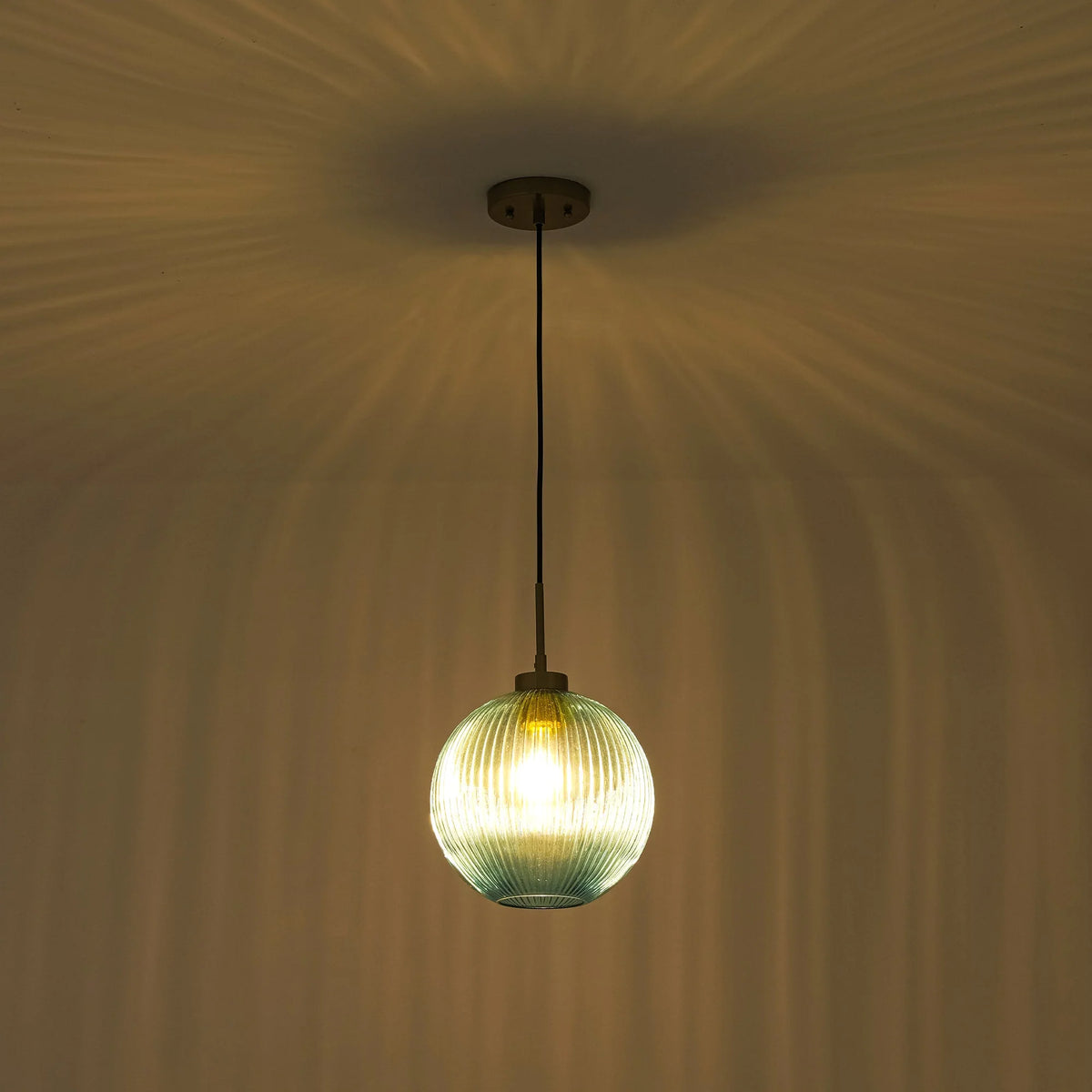 Ribbed Glass Globe Pendant I7484