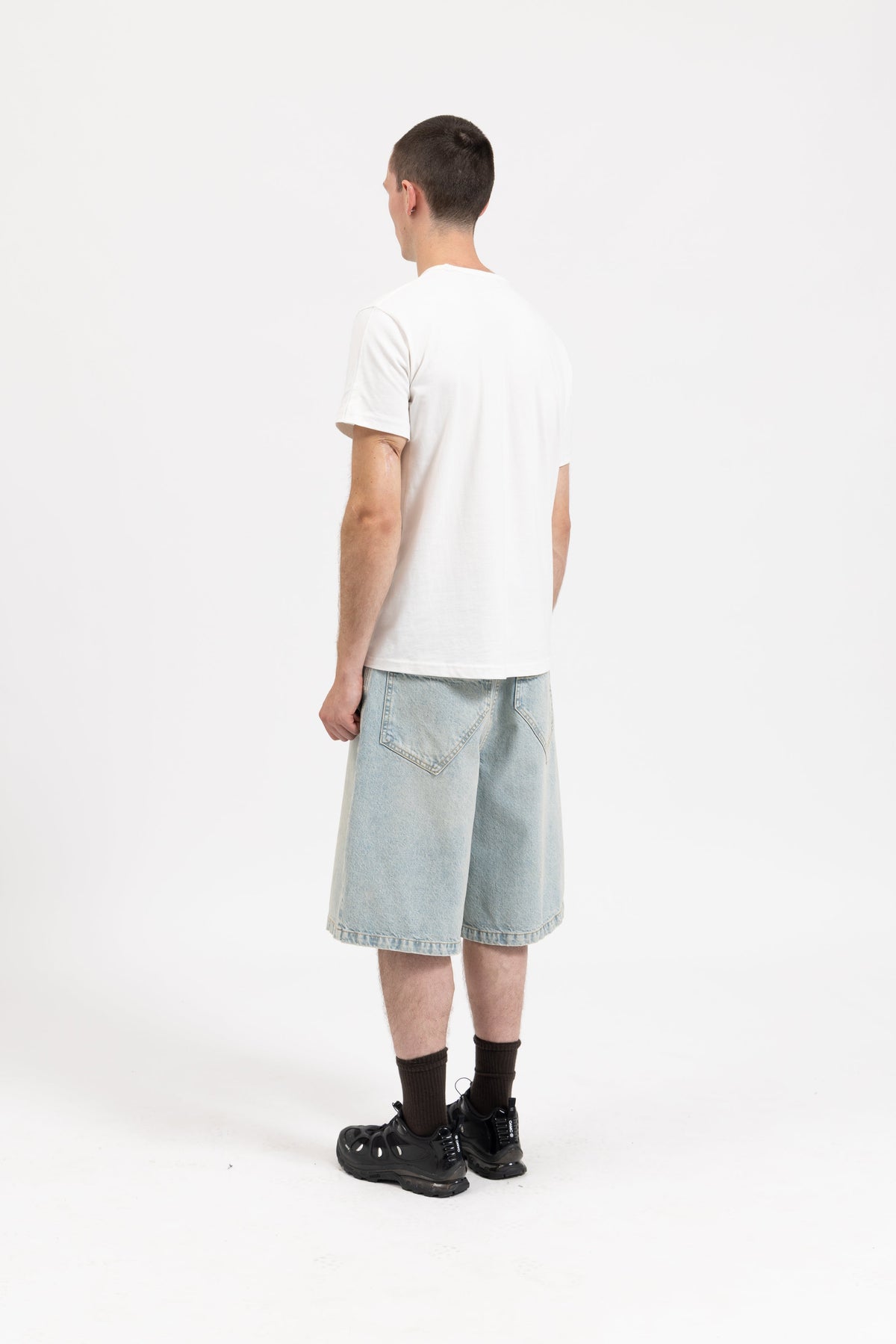 BAGGY DENIM SHORTS - TRUE BLACK