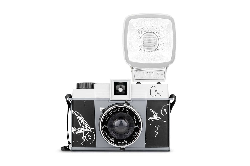 Medium Format Camera H587058
