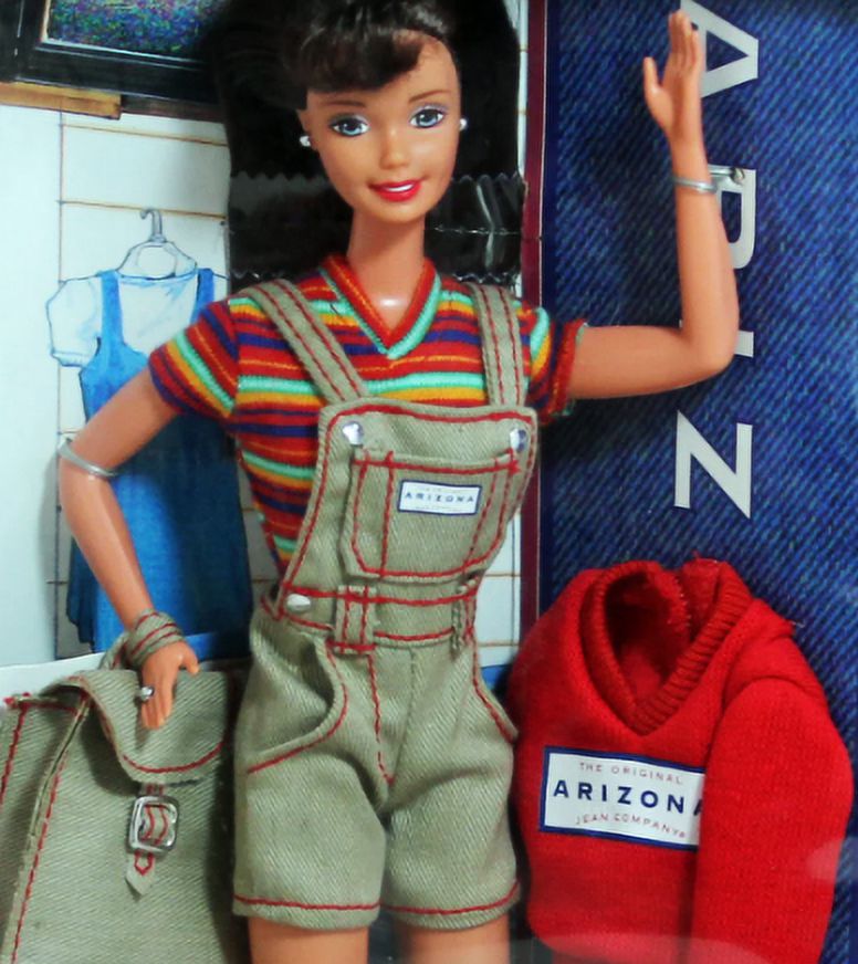Barbie Doll Brunette Special Edition 1997 T9357