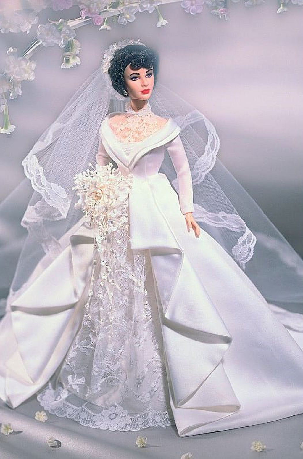 Elizabeth Taylor Barbie Doll L4007