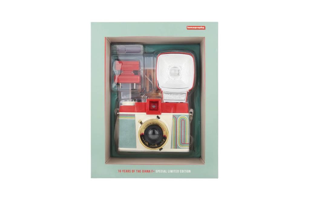 Medium Format Camera H587058